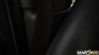 Смотри Evie Loves Doggystyle - топовое порно в 4K на FULL-PORN.COM