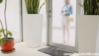 Смотри Luna Takes the Audition - топовое порно в 4K на FULL-PORN.COM