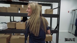 Смотри Tony and Addison's Warehouse Adventure - топовое порно в 4K на FULL-PORN.COM