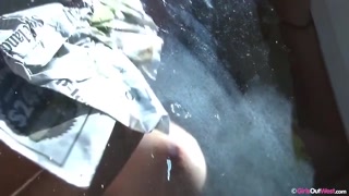 MILF Lana & Magda Get Wet in the Bathroom - 4K порно видео на FULL-PORN.COM