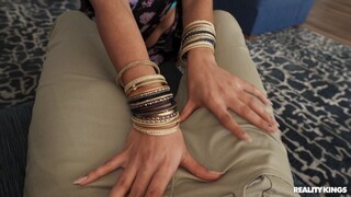 Смотри Dirty Dancer's Tattooed Beauty Gives Deepthroat - топовое порно в 4K на FULL-PORN.COM