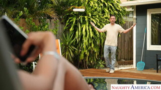 Смотри Big Ass Sasha Takes Boyfriend's Son's Load in the Great Outdoors - топовое порно в 4K на FULL-PORN.COM