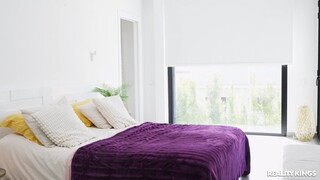 Смотри Jordi El Niño Polla's Big Cock Fucks Stepmom - топовое порно в 4K на FULL-PORN.COM