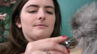 Solo brunette Snow fingers herself while wearing a tail - 4K порно видео на FULL-PORN.COM