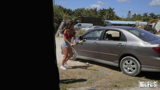 Tattooed Temptress Seeks Revenge - 4K порно видео на FULL-PORN.COM