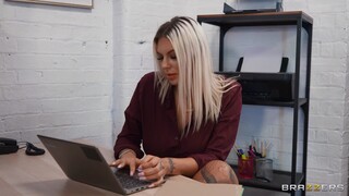 Смотри European and Australian Sex: Jordi and Cameron's Episode - топовое порно в 4K на FULL-PORN.COM