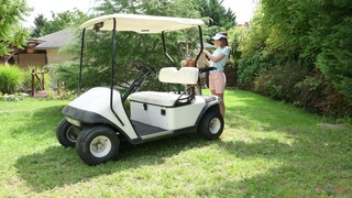 Смотри Couple's Outdoor Fun: Gold Coach Fucks Francys Belle in Lingerie - топовое порно в 4K на FULL-PORN.COM