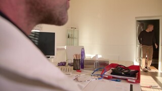 Смотри Ass-To-Mouth Action with Thomas Stone and David Perry - топовое порно в 4K на FULL-PORN.COM
