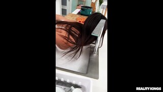 Смотри Standing Doggystyle with Camila Palmer - топовое порно в 4K на FULL-PORN.COM