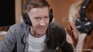 Смотри Shaved Pussy Daisy May Moans in Hardcore ASMR Blowjob - топовое порно в 4K на FULL-PORN.COM