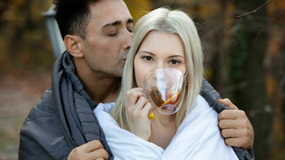 Смотри Sunrise Sex with Blonde Beauty - топовое порно в 4K на FULL-PORN.COM